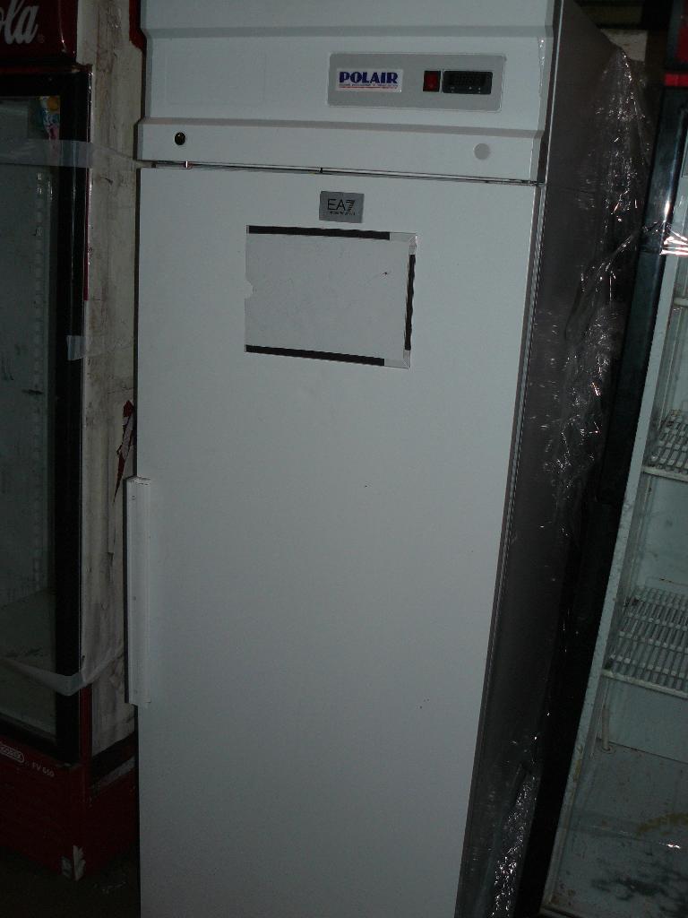 Продам холодильный шкаф бу Polair CM 107 S